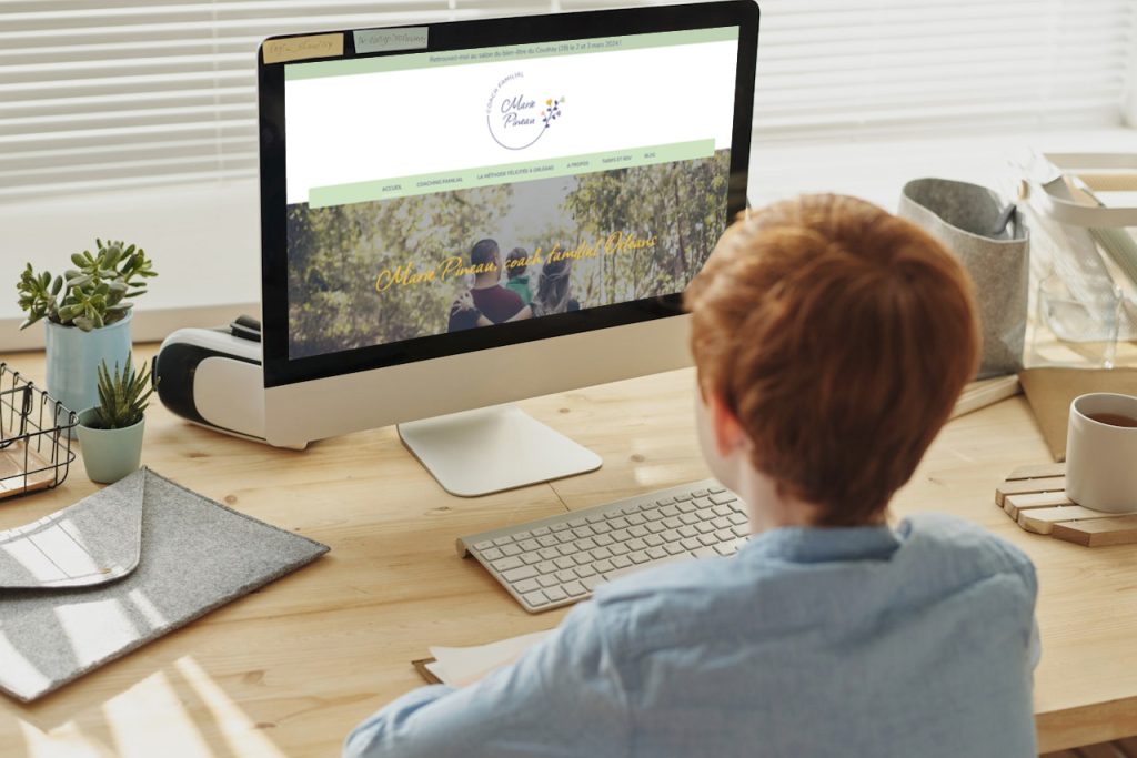 Réalisation pour Marie - Coach familial Marie - Coach familial se déplace à Orléans ou exerce également en visio. Cette cliente avait besoin d’un site lui permettant de présenter sa prestation de coaching familial et d’avoir une meilleure visibilité sur internet. Après avoir cerné ses besoins, nous avons décidé de réaliser un site vitrine via le CMS WordPress avec prise de rendez-vous via TidyCall (plateforme en ligne permettant de prendre des rendez-vous avec paiement). En choisissant Wordpress, cela lui permet d'intégrer une partie blog à son site web, simple et facile à prendre en main. N’hésitez pas à vous rendre sur le site de notre cliente Marie - Coach familial en cliquant ici. Nous la remercions de sa confiance.